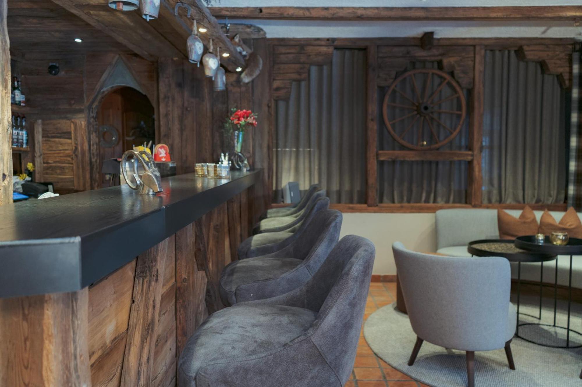 Jaegerhof Serviced Apartements Zermatt Extérieur photo