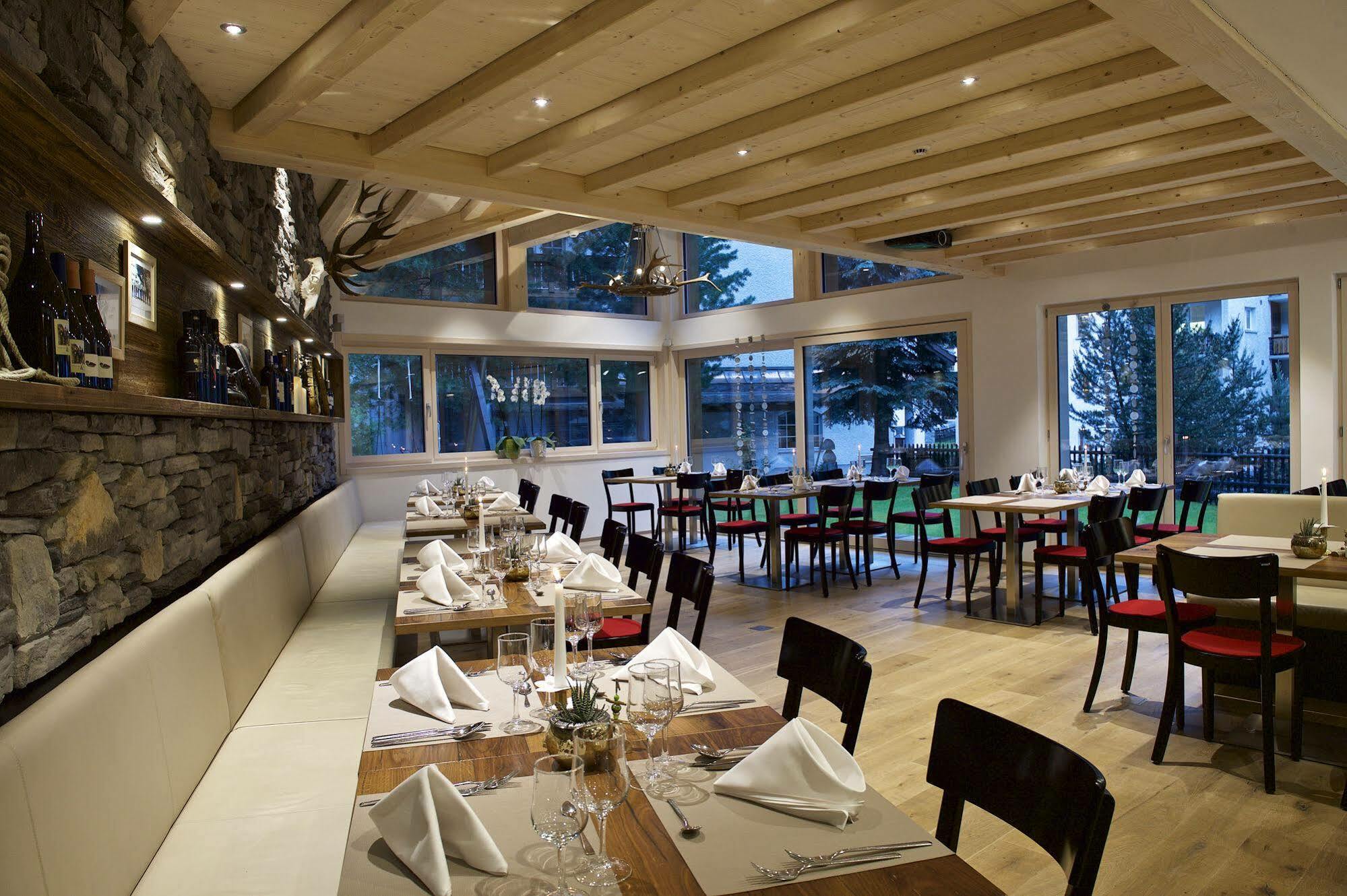 Jaegerhof Serviced Apartements Zermatt Extérieur photo