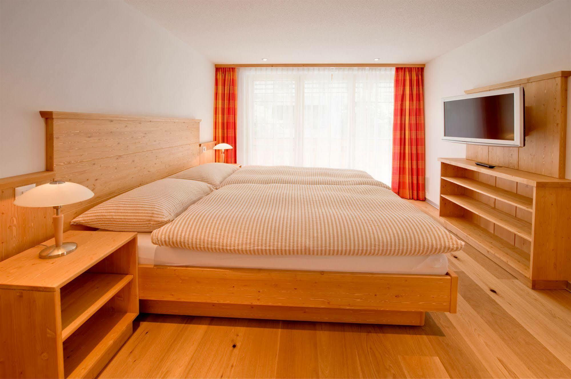 Jaegerhof Serviced Apartements Zermatt Extérieur photo
