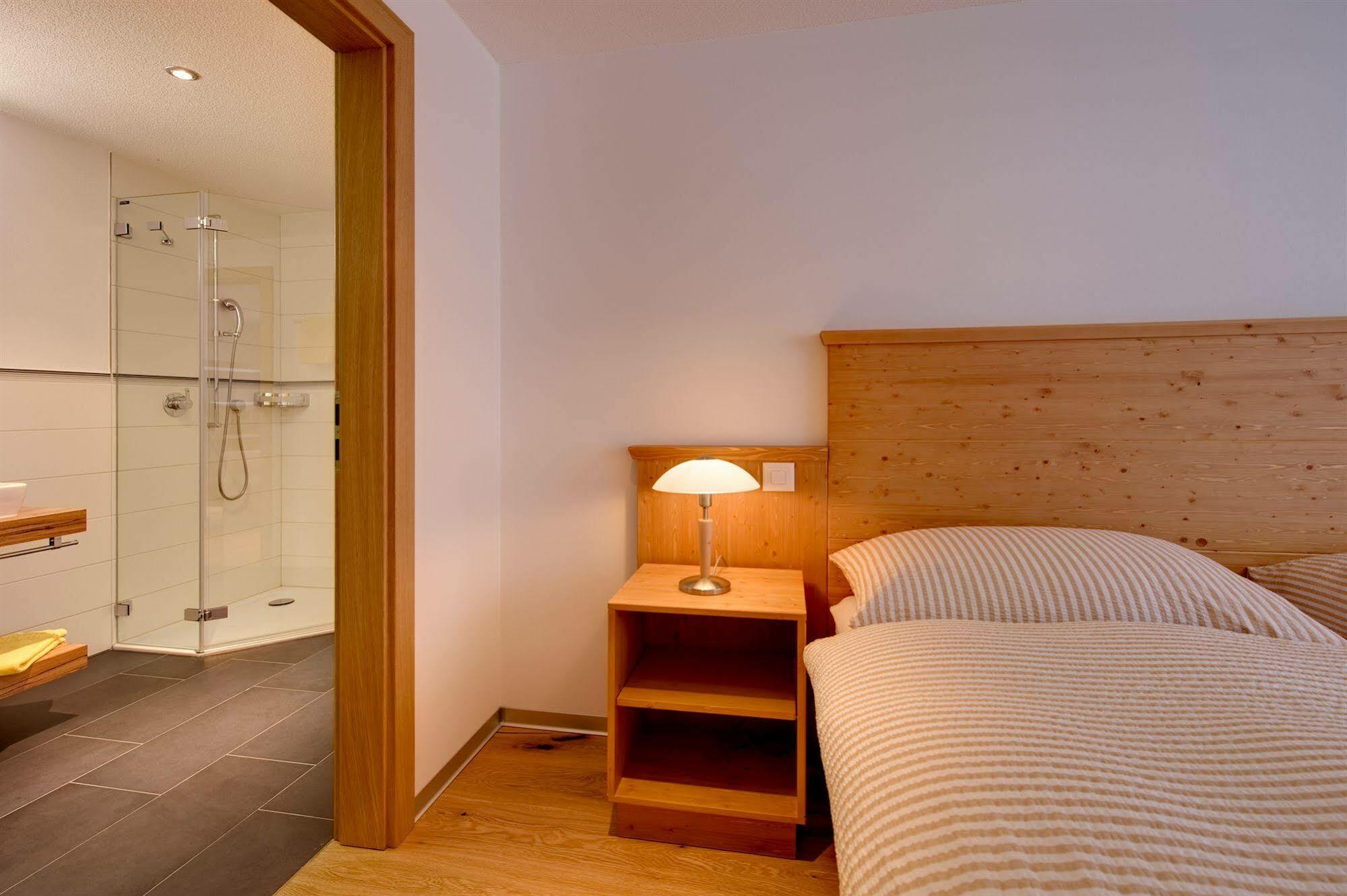 Jaegerhof Serviced Apartements Zermatt Extérieur photo