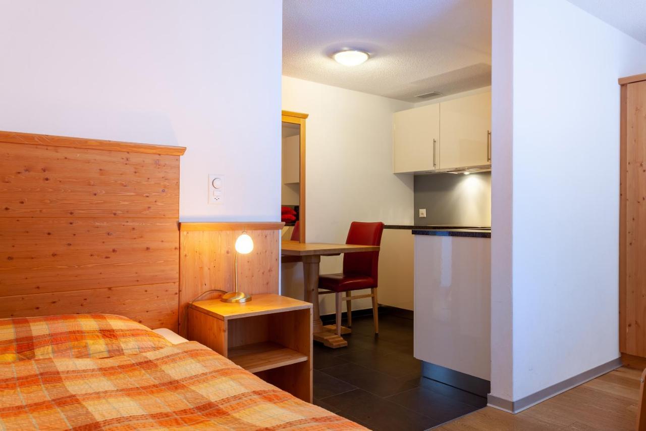 Jaegerhof Serviced Apartements Zermatt Extérieur photo